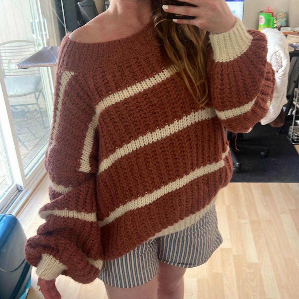 Oversized Striped Mauve Sweater